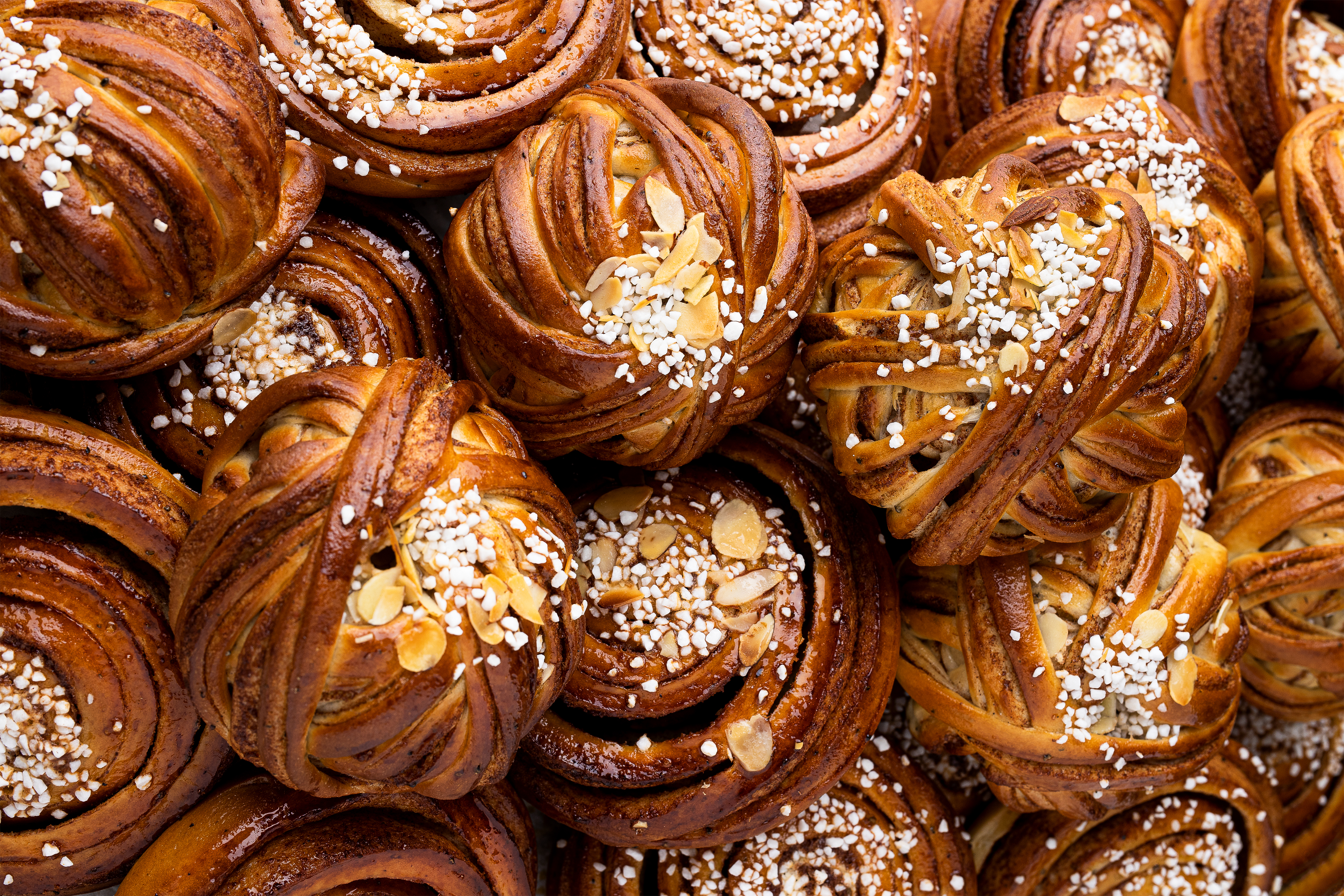 Kanelbullen är mer svensk än nationaldagen